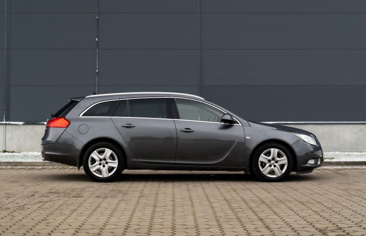 OPEL INSIGNIA SPORTS TOURER SW