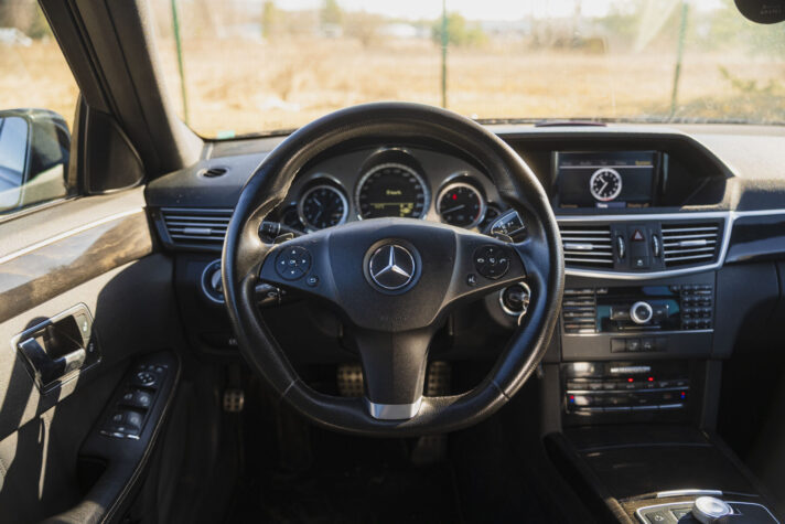 MERCEDES BENZ E350 AMG