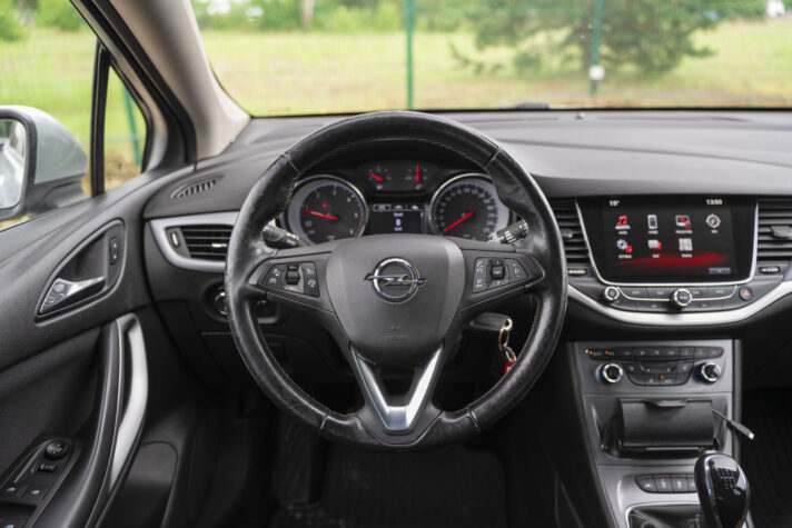 OPEL ASTRA SPORTS TOURER+