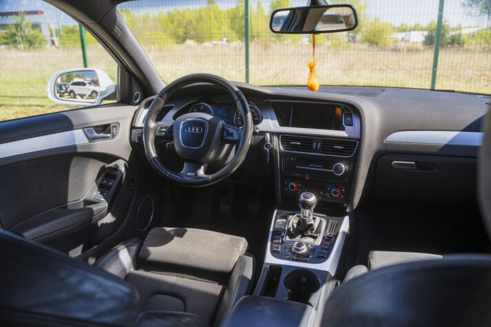 AUDI A4 S-LINE