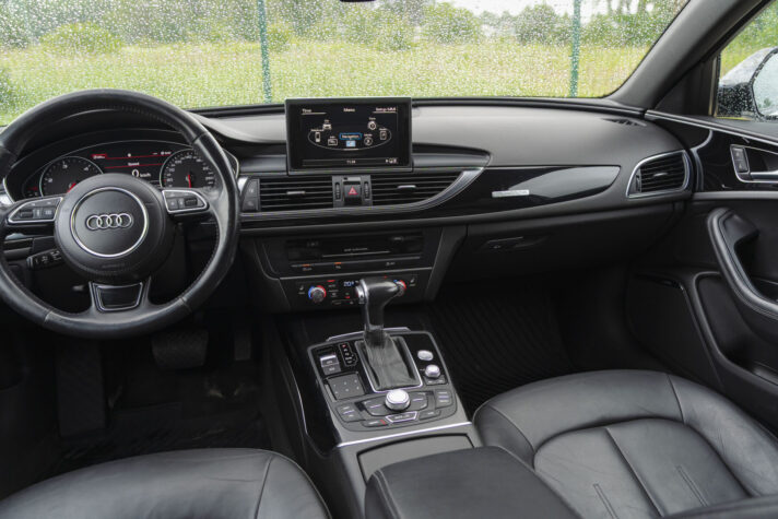 AUDI A6 LIMOUSINE QUATTRO