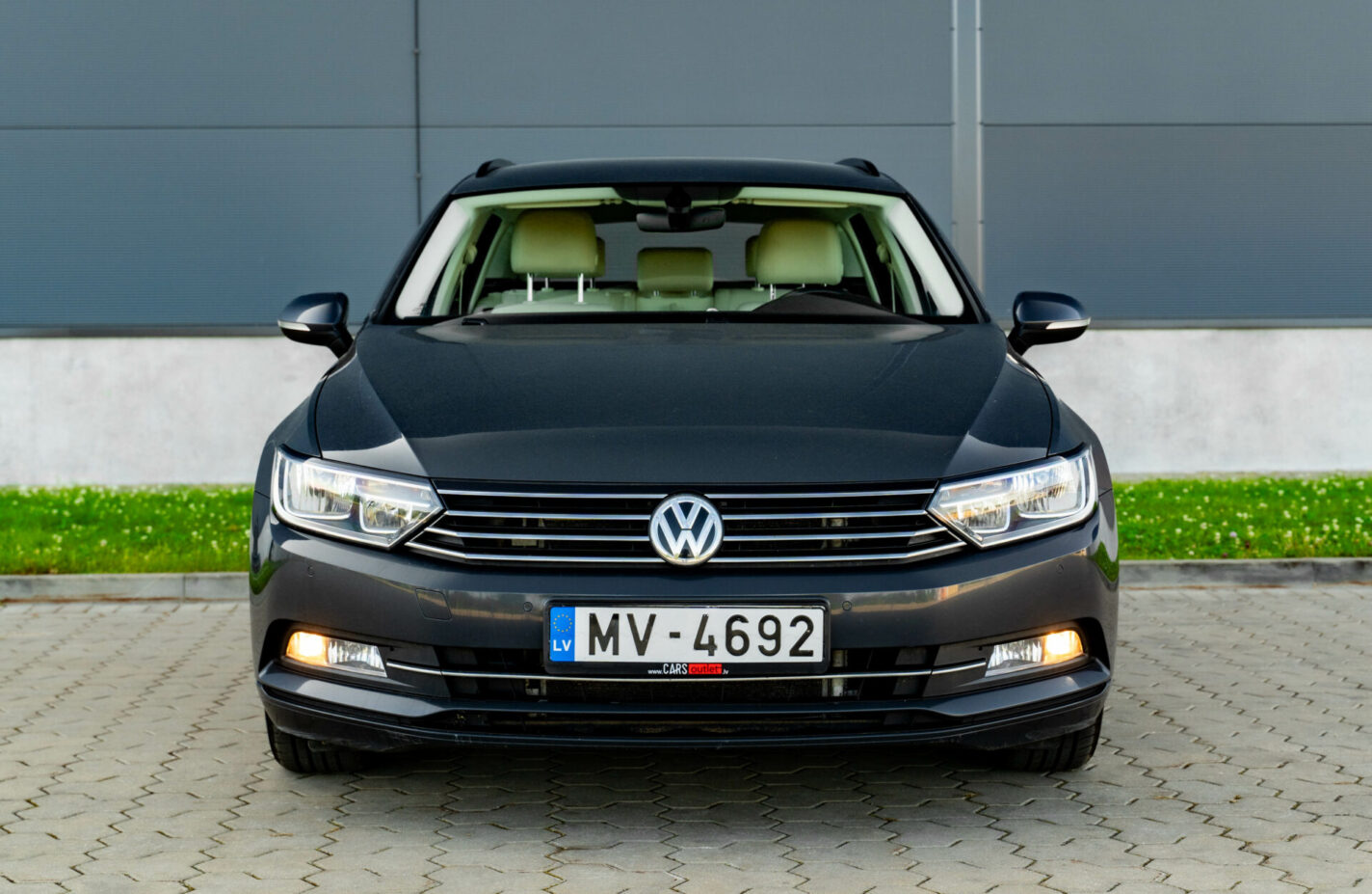 VW PASSAT