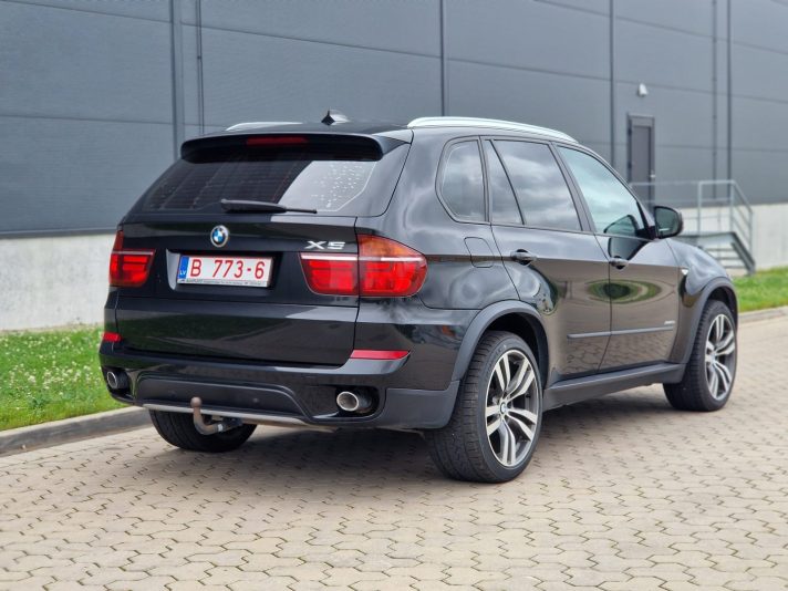 BMW X5 faclift 3D, Tikko ievests no Beļģijas. Teicama tehniskā un vizuālā stāvoklī.