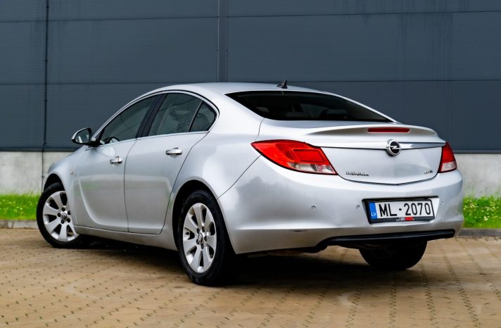 OPEL INSIGNIA LIMOUSINE