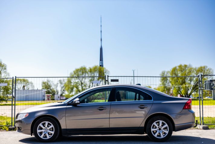 VOLVO S80