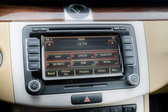 VW PASSAT