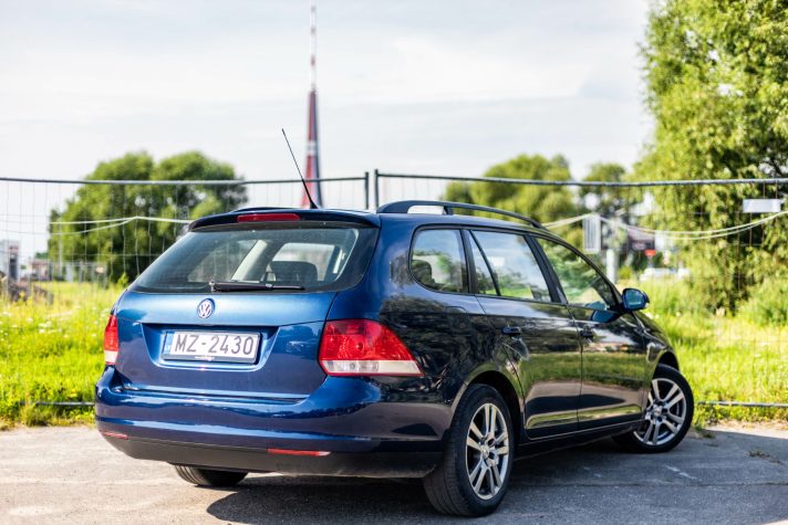 VW GOLF
