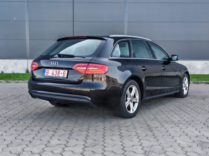 AUDI A4 2.0TDI, 2012G.