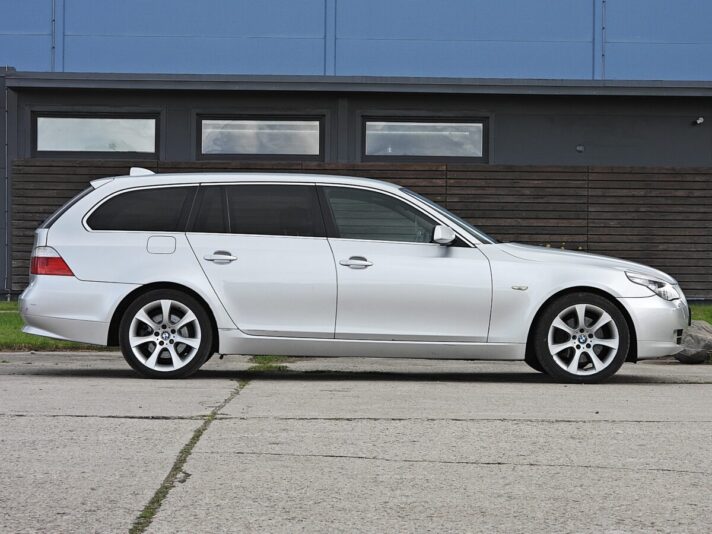 BMW 525