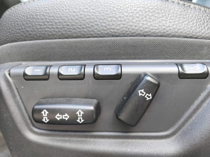 Summum, Volvo XC90, D-5 199.350 km.