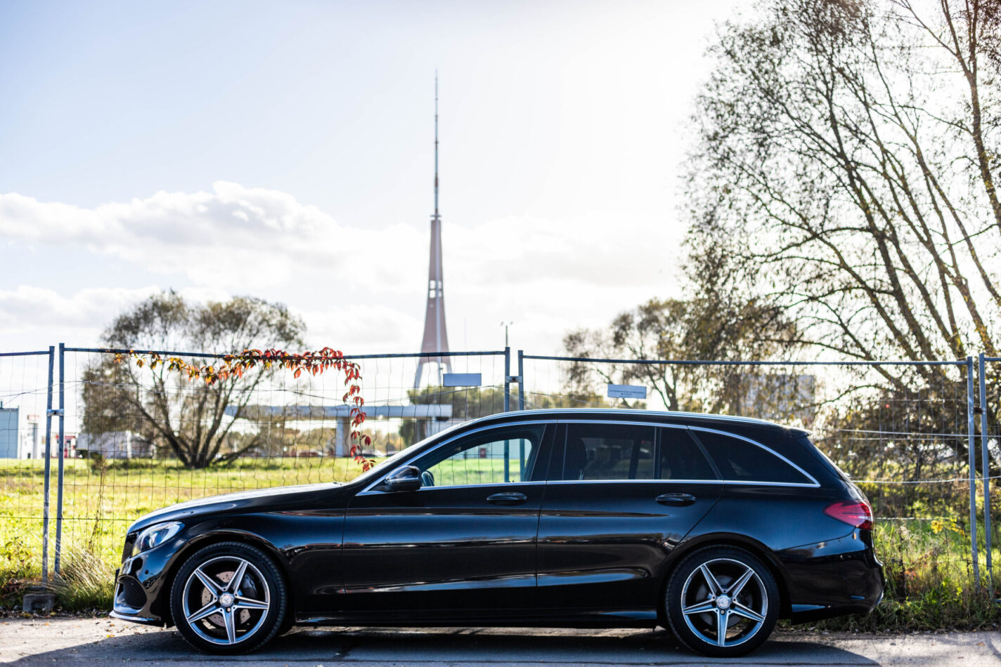 MERCEDES BENZ C200D