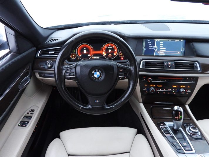 BMW 730 M-Pack