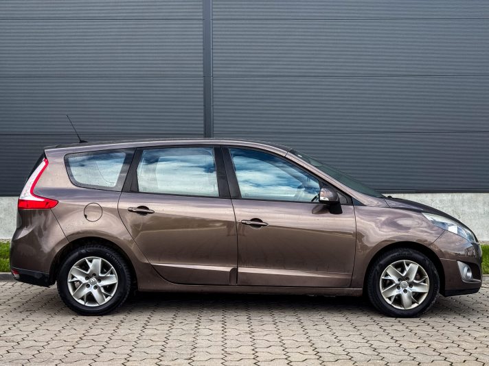 RENAULT MEGANE SCENIC