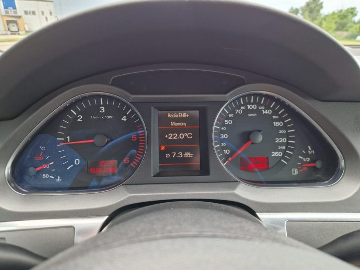 Audi A-6,Sedans 2.L D