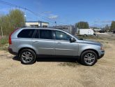 VOLVO XC-90