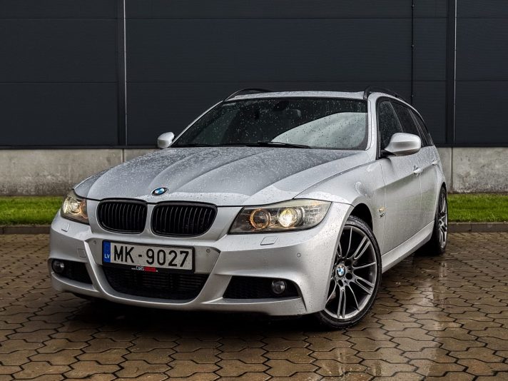 BMW 330