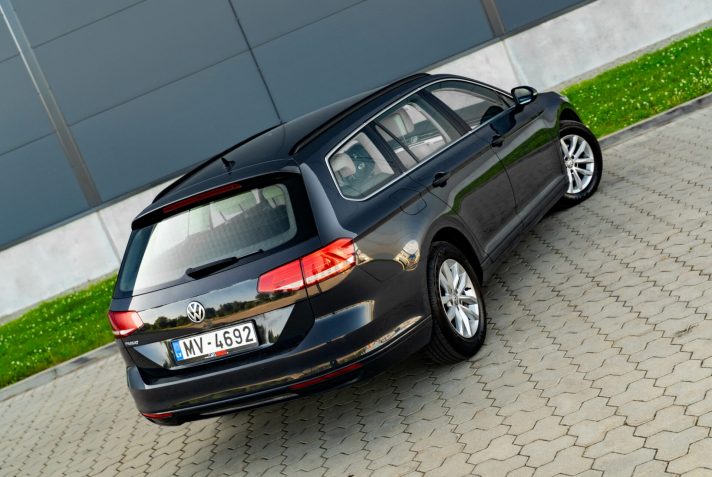 VW PASSAT