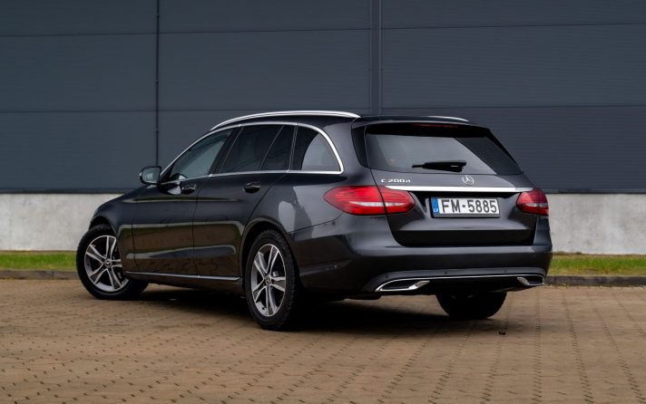 MERCEDES BENZ C200D