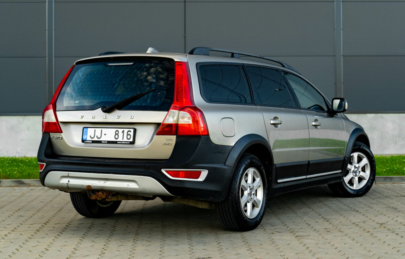 VOLVO XC70