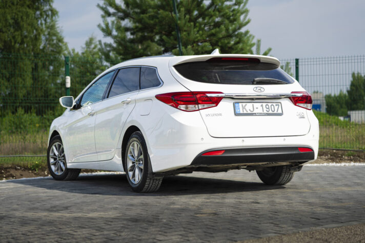 HYUNDAI I40