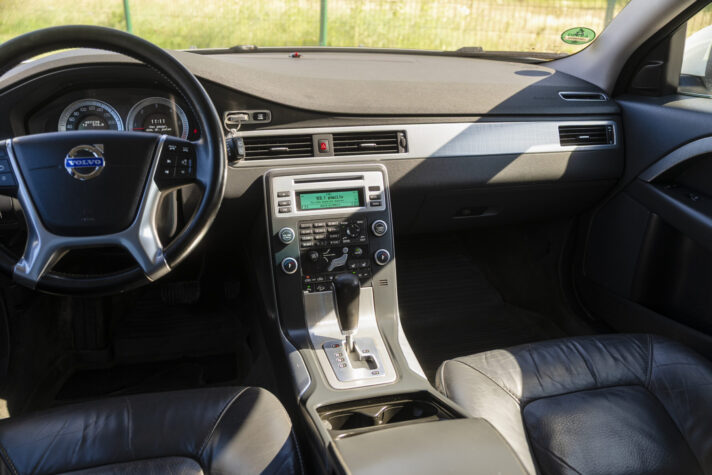 VOLVO XC 70