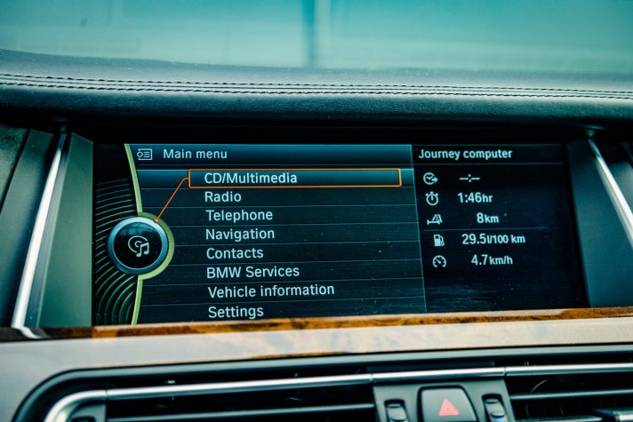 BMW 730