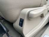RENAULT KOLEEOS AR MAZU ORIGINALU PIERADAMU NOBRAUKUMU