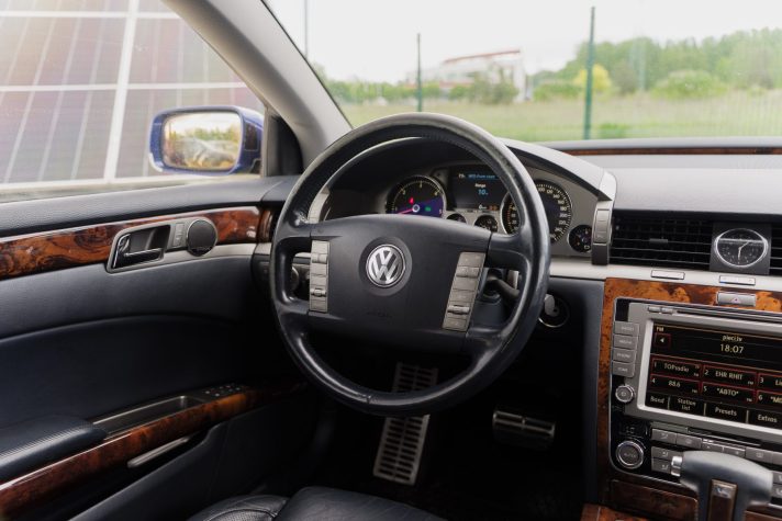 VW PHAEON