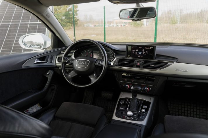 AUDI A6 QUATTRO