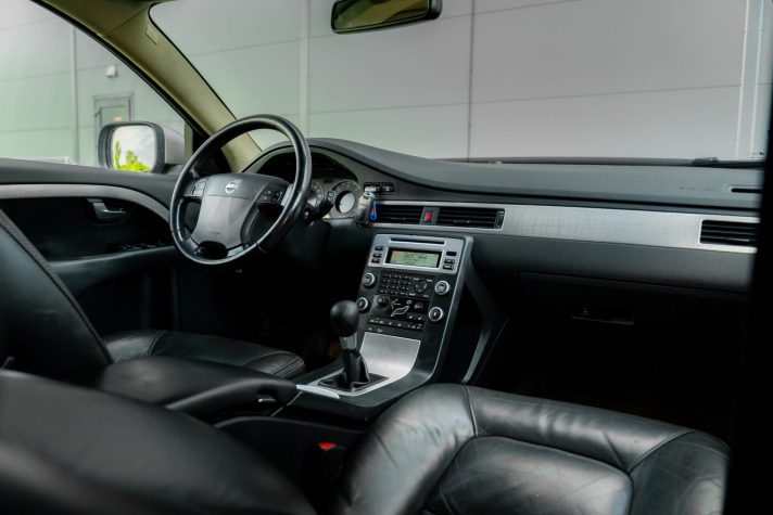 VOLVO XC70