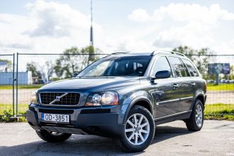 VOLVO XC90