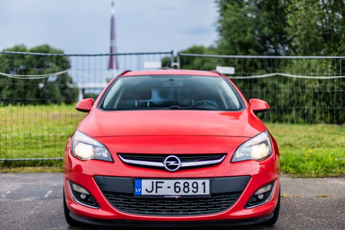 OPEL ASTRA SPORTS TOURER