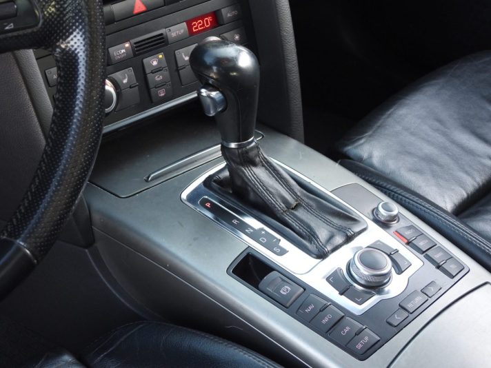 AUDI A6 QUATTRO
