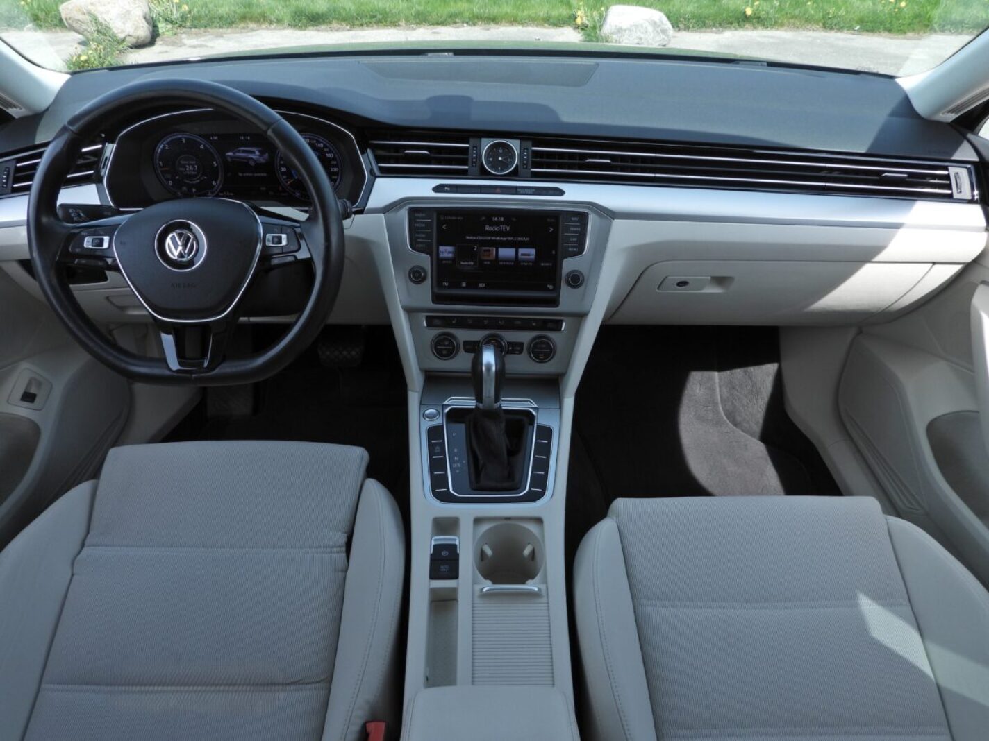 VW PASSAT