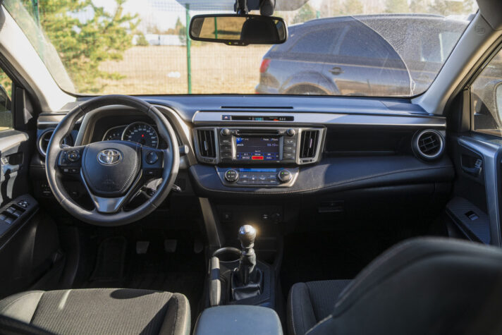 TOYOTA RAV 4