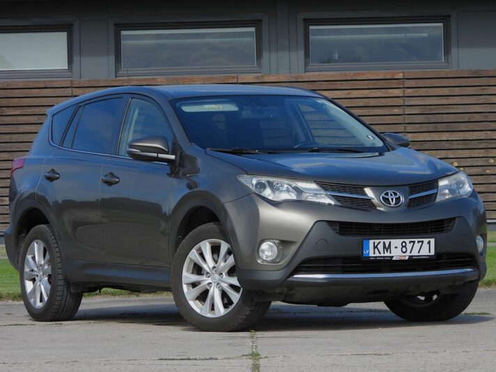 TOYOTA RAV4