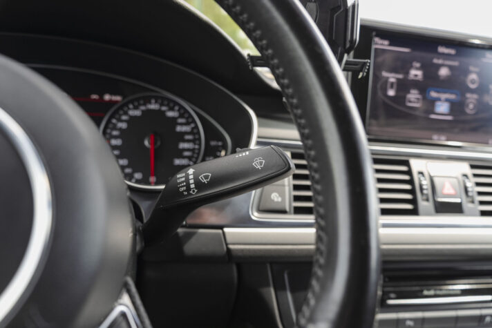 AUDI A6 LIMOUSINE QUATTRO