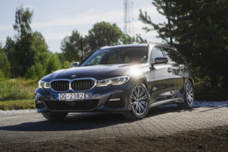 BMW 318I M-PACK