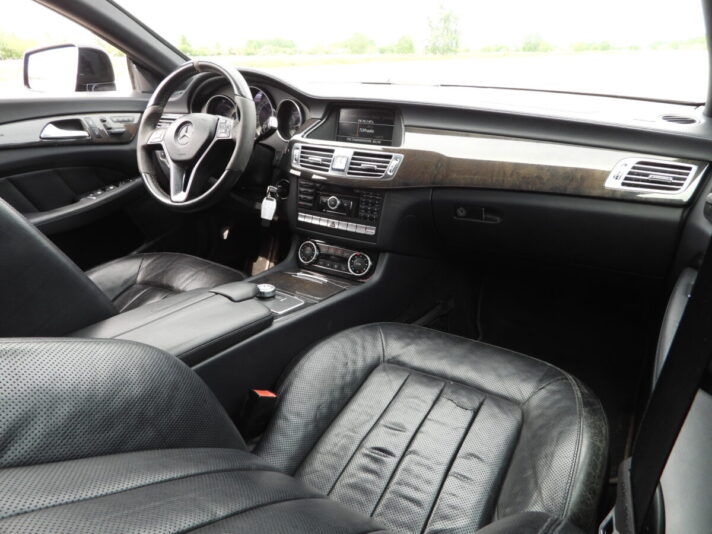 MERCEDES BENZ CLS