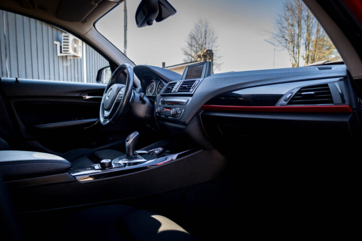 BMW 120