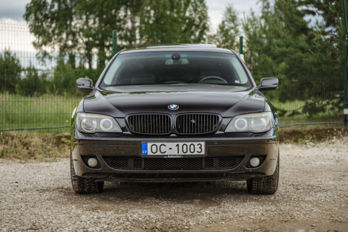 BMW 730