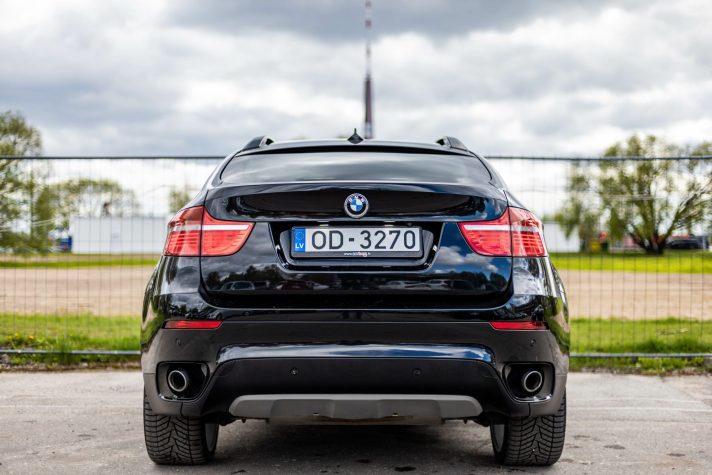 BMW X6