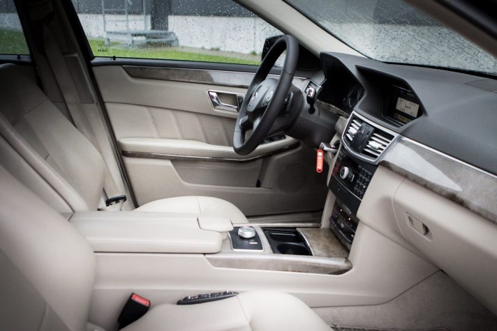 Mercedes Benz E350