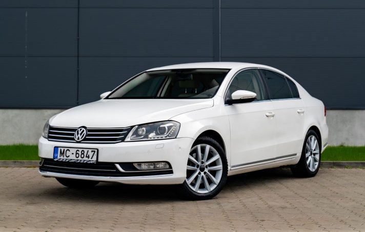 VW PASSAT