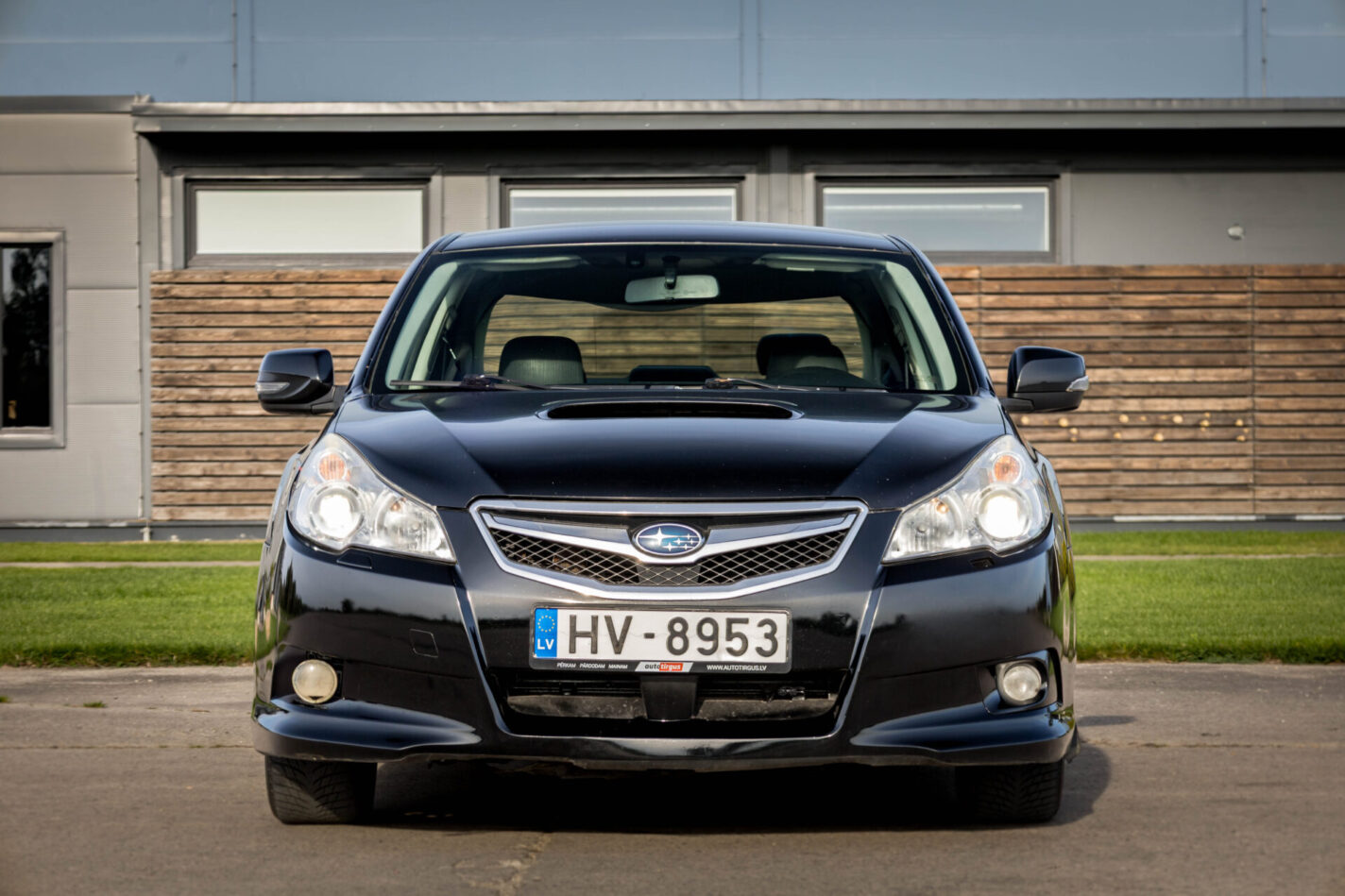 SUBARU LEGACY