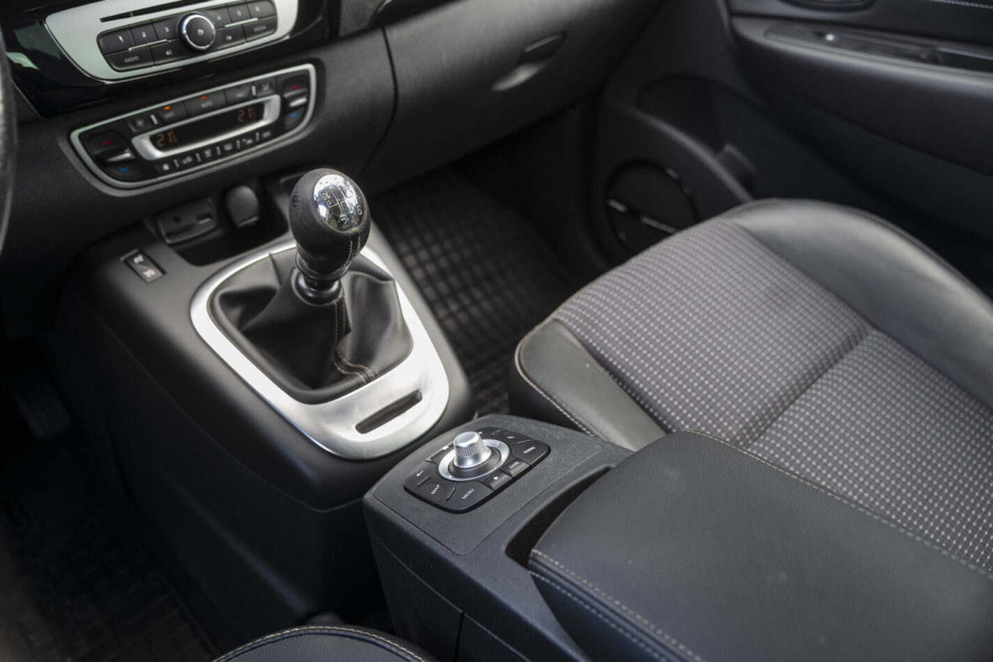 RENAULT MEGANE SCENIC