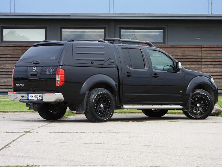 NISSAN NAVARA