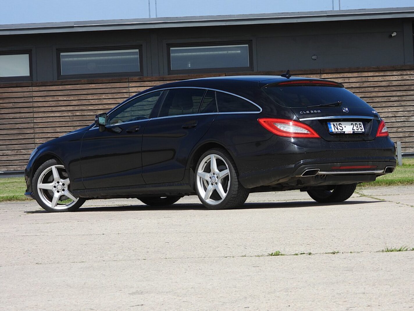MERCEDES BENZ CLS350 AMG