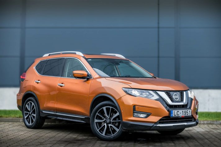 NISSAN X TRAIL