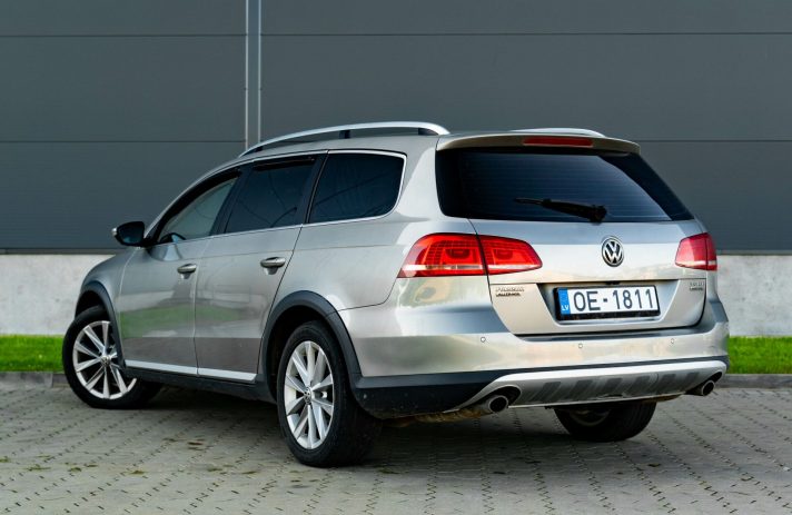 VW PASSAT
